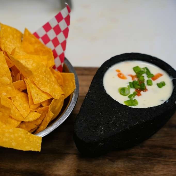 Queso & Chips.