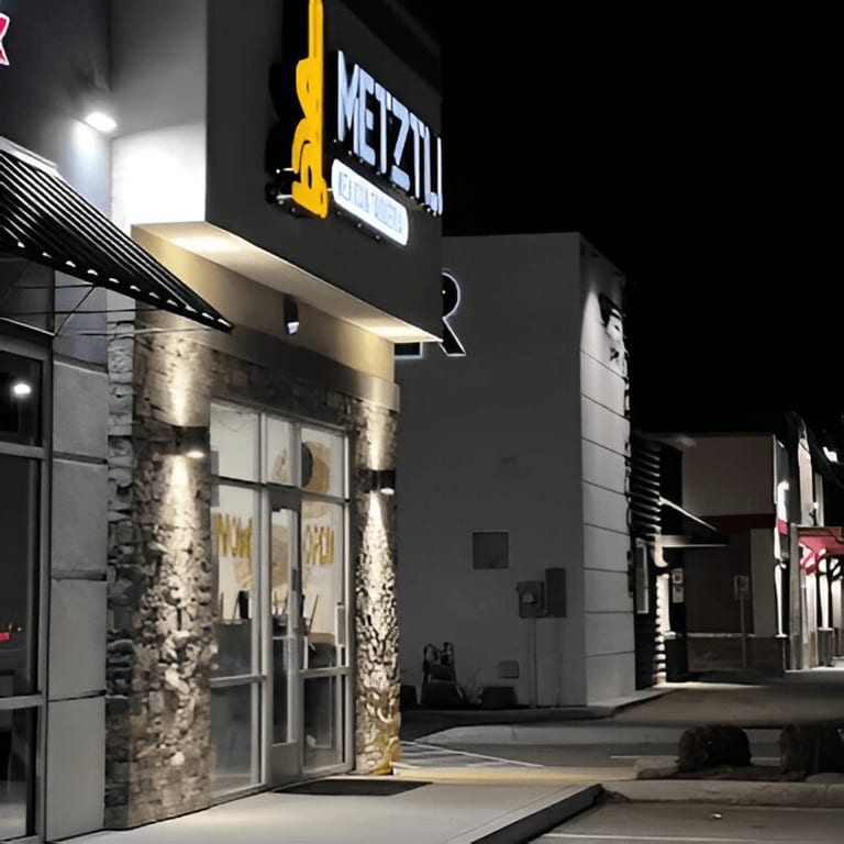 Metztli – W Chinden Blvd, Meridian, ID